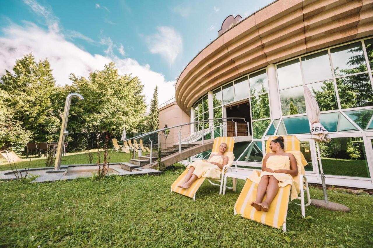 De France By Thermalhotels Leukerbad Exterior photo
