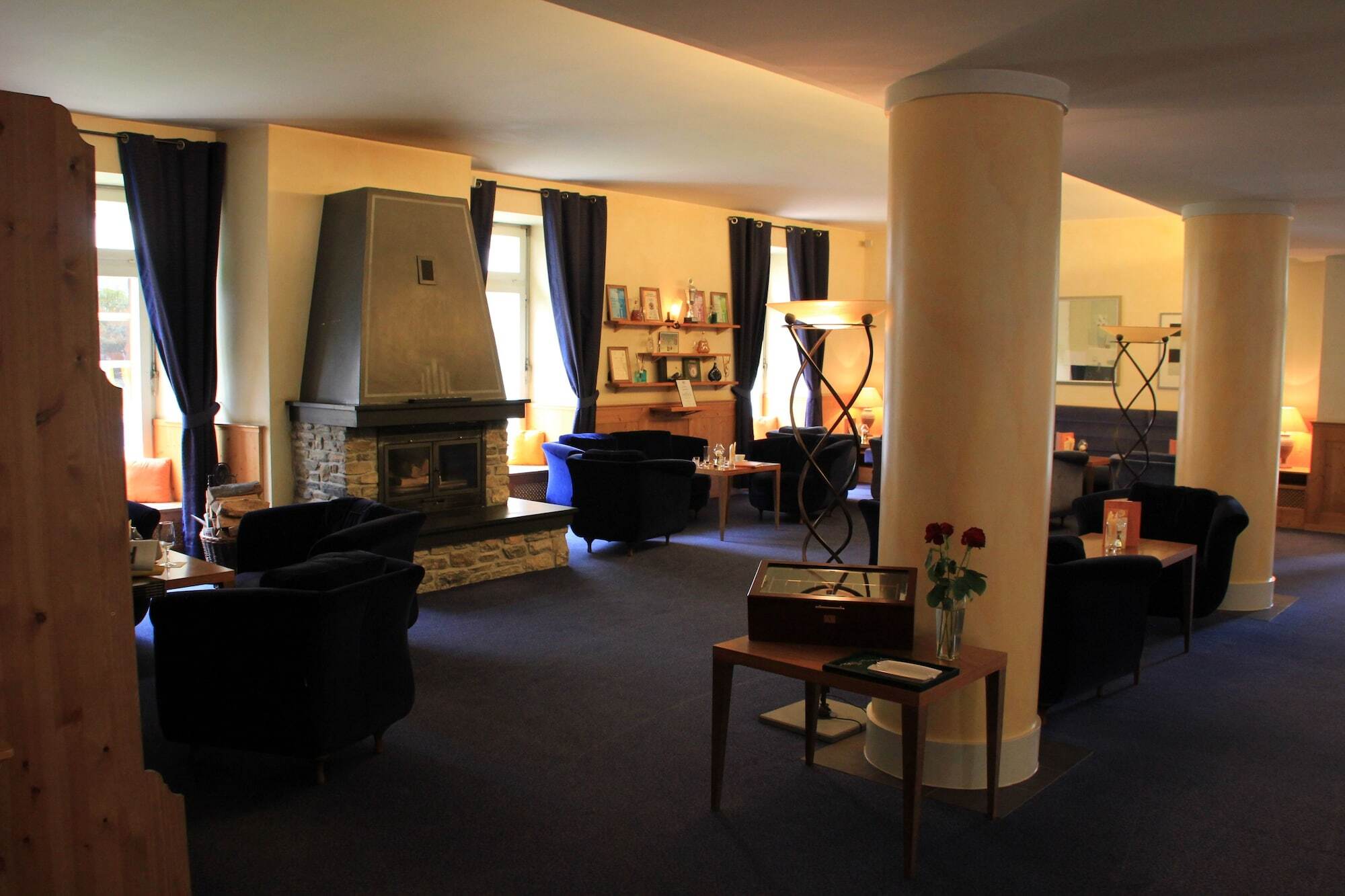 De France By Thermalhotels Leukerbad Exterior photo